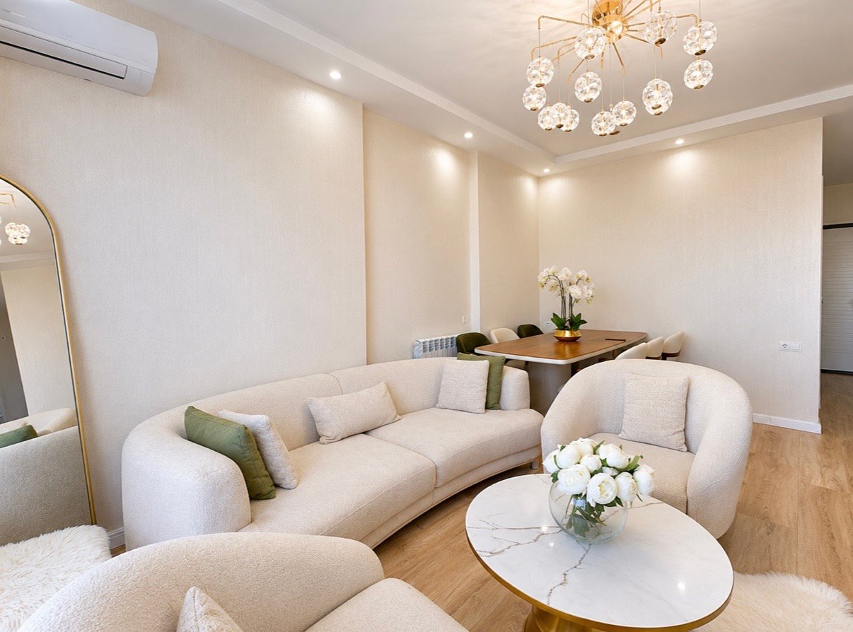 Guru Residence